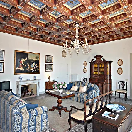 I Delfini Villa *