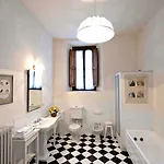 I Delfini Villa *