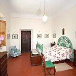 Villa I Delfini *