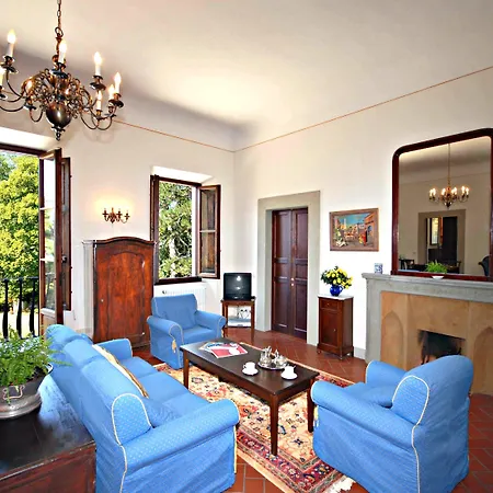 Villa I Delfini *